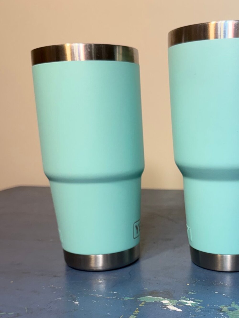 YETI 20 ounce Seafoam Rambler Travel Mug + 30 ounce Tumbler Lot of 2 - Picture 5 of 13